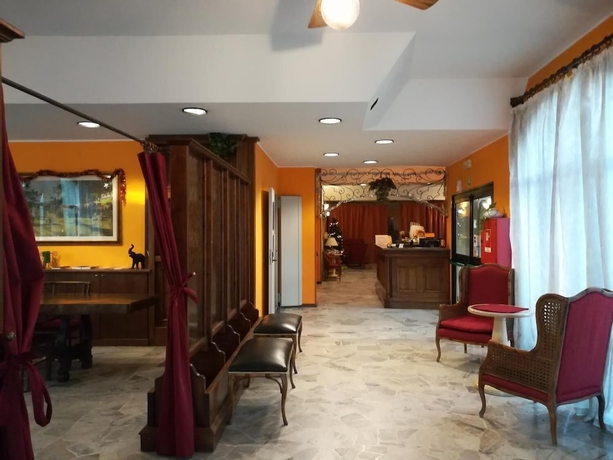 Imagen de los interiores del Hotel Aer Malpensa. Foto 14