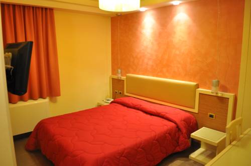 Imagen de la habitación del Hotel Aerhotel Phelipe. Foto 3