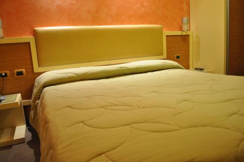 Imagen de la habitación del Hotel Aerhotel Phelipe. Foto 16