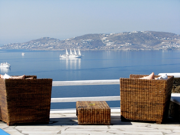 Imagen de los exteriores del Hotel Aeri Villas and Apartments. Foto 15