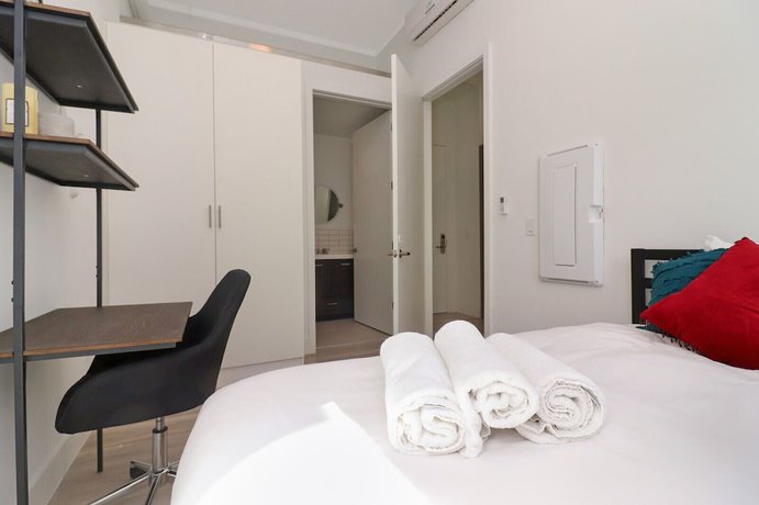 Imagen de la habitación del Hotel Aerie Apartments. Foto 3