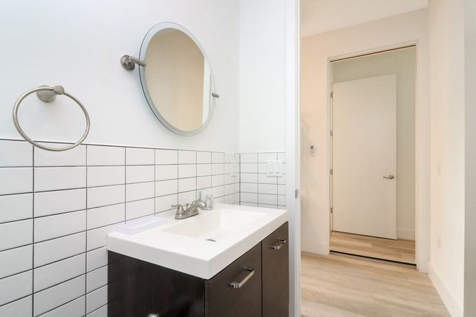 Imagen de la habitación del Hotel Aerie Apartments. Foto 7