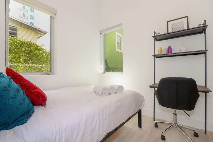 Imagen de la habitación del Hotel Aerie Apartments. Foto 18