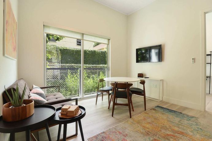 Imagen de la habitación del Hotel Aerie Apartments. Foto 19