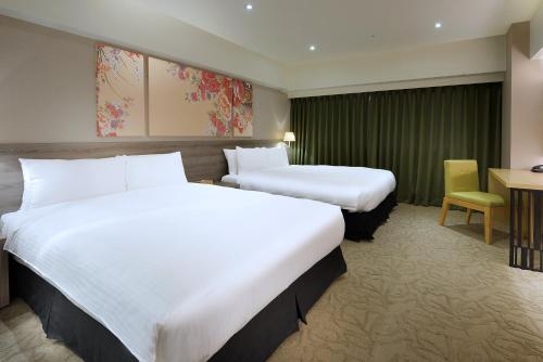 Imagen de la habitación del Hotel Aeris International. Foto 7
