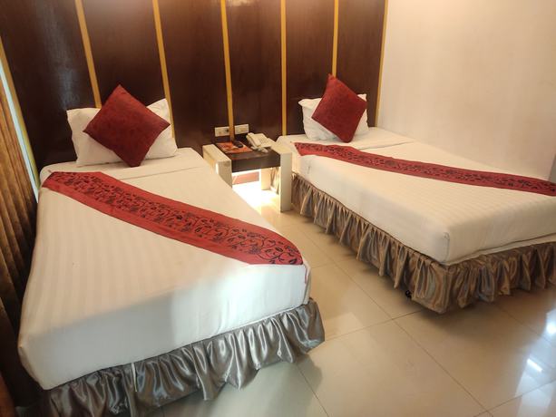 Imagen de la habitación del Hotel Aero Deluxe. Foto 6