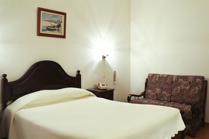 Imagen de la habitación del Hotel Aeromar. Foto 4