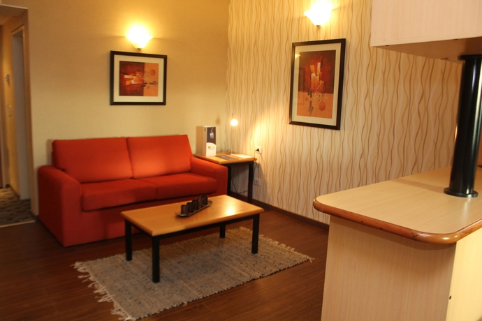 Imagen de los interiores del Hotel Aeroparque Inn And Suites. Foto 16