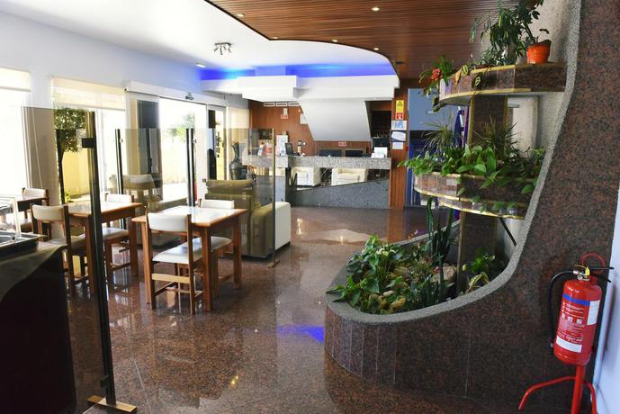 Imagen del bar/restaurante del Hotel Aeroporto. Foto 2