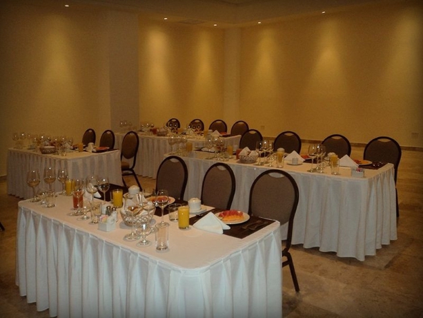 Imagen general del Hotel Aeropuerto Los Cabos. Foto 5