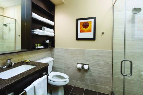 Imagen de la habitación del Hotel Aerostay. Foto 2