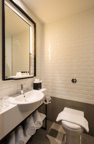 Imagen de la habitación del Hotel Aerotel London Heathrow T2 and T3. Foto 10