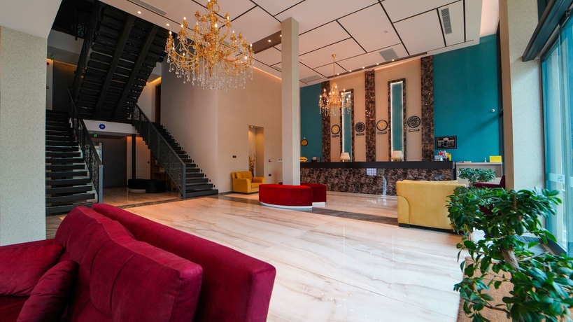 Imagen de los interiores del Hotel Aes Club. Foto 9