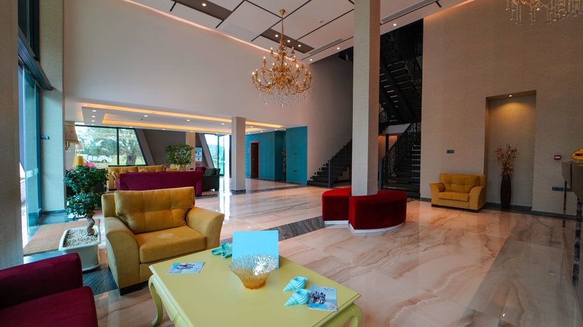 Imagen de los interiores del Hotel Aes Club. Foto 11