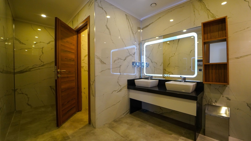 Imagen de los interiores del Hotel Aes Club. Foto 14