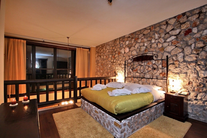 Imagen de la habitación del Hotel Aesko Resort. Foto 14