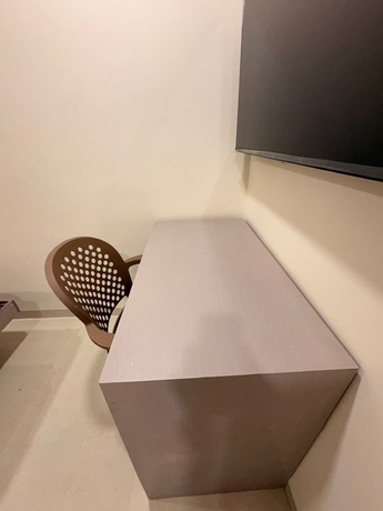 Imagen de los interiores del Hotel Aesthetic 1bhk luxe Indore. Foto 9