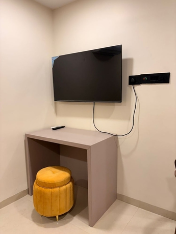Imagen de los interiores del Hotel Aesthetic 1bhk luxe Indore. Foto 10
