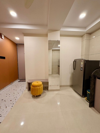 Imagen de los interiores del Hotel Aesthetic 1bhk luxe Indore. Foto 12