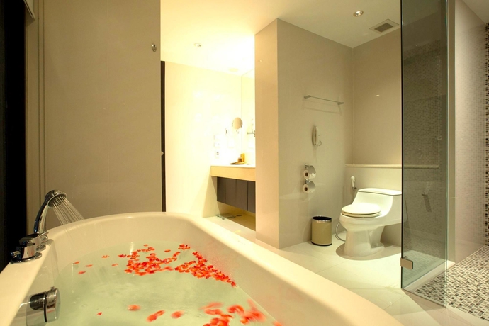 Imagen de la habitación del Hotel Aetas Bangkok. Foto 11