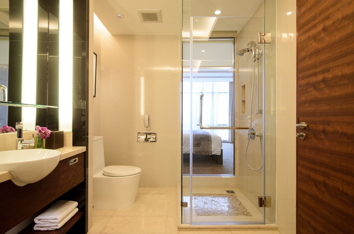 Imagen de la habitación del Hotel Aetas Lumpini. Foto 8