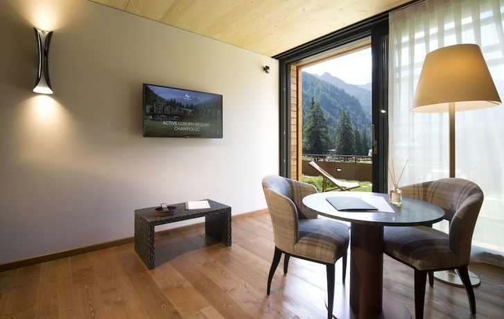 Imagen de la habitación del Hotel Aethos Monterosa. Foto 6
