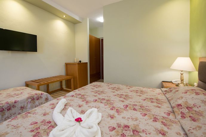 Imagen de la habitación del Hotel Aethria, Tasos Ciudad. Foto 11