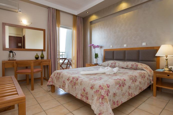 Imagen de la habitación del Hotel Aethria, Tasos Ciudad. Foto 14