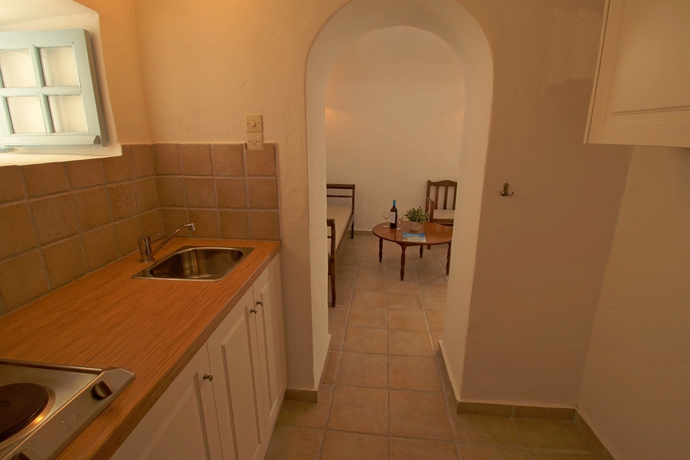 Imagen de la habitación del Hotel Aethrio Sunset Village - Oia. Foto 10