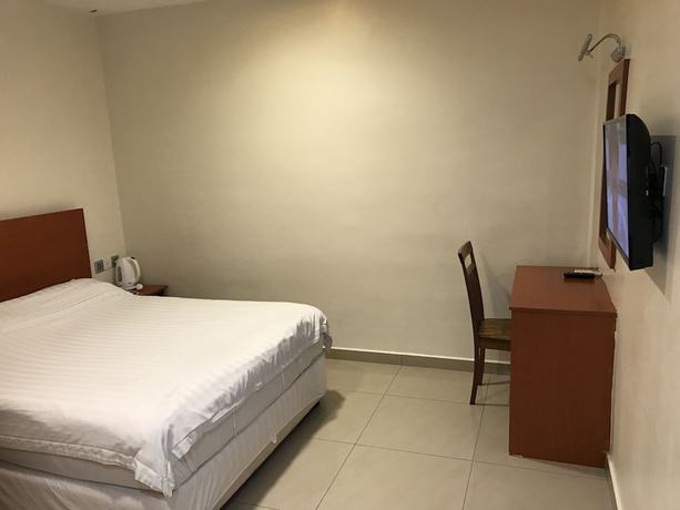 Imagen de la habitación del Hotel Aeton. Foto 6