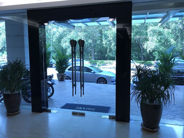 Imagen de los interiores del Hotel Aeton. Foto 19