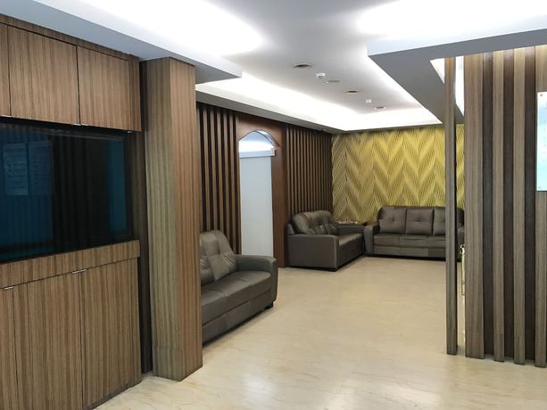 Imagen de los interiores del Hotel Aeton. Foto 20