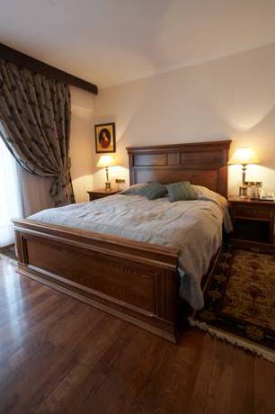 Imagen de la habitación del Hotel Aeton Melathron. Foto 5