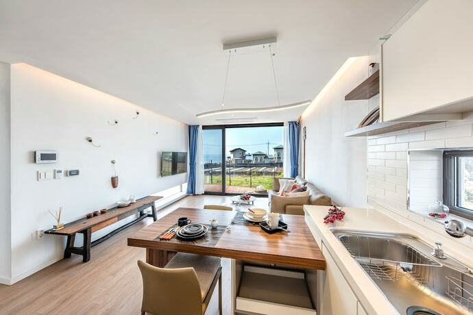 Imagen de la habitación del Hotel Aewol Bada Town House. Foto 13