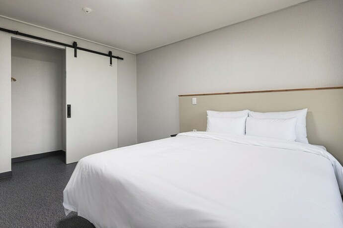 Imagen de la habitación del Hotel Aewol Stay in Jeju Hotel and Resort. Foto 12