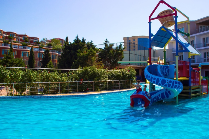 Imagen de la piscina del Hotel Af -aqua Park. Foto 13