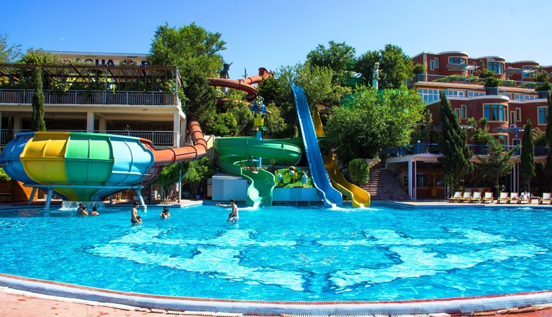 Imagen de la piscina del Hotel Af -aqua Park. Foto 15