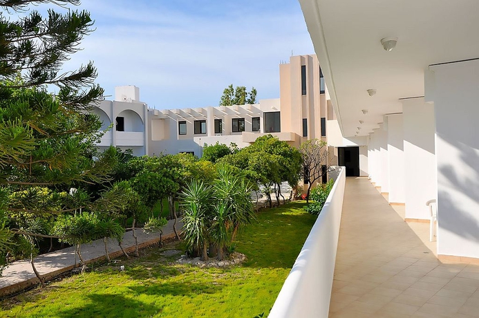 Imagen general del Hotel Afandou Blu. Foto 7