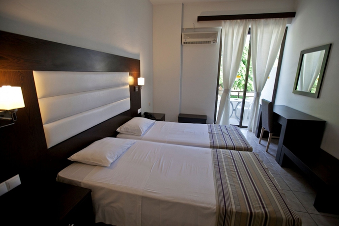 Imagen de la habitación del Hotel Afandou Mare. Foto 3