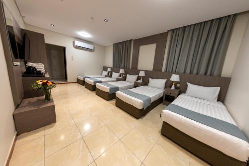 Imagen de la habitación del Hotel Afaq Al Iman. Foto 2