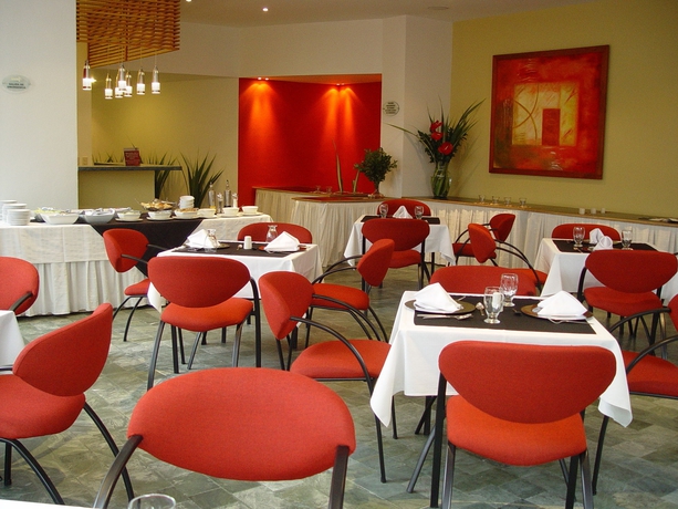 Imagen del bar/restaurante del Hotel Affinity Aparta. Foto 3