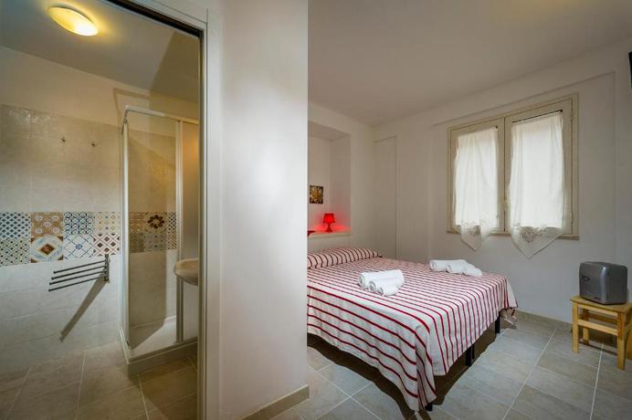 Imagen general del Hotel Affittacamere Amun&igrave;. Foto 8