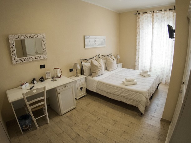 Imagen de la habitación del Hotel Affittacamere Lunamar. Foto 7