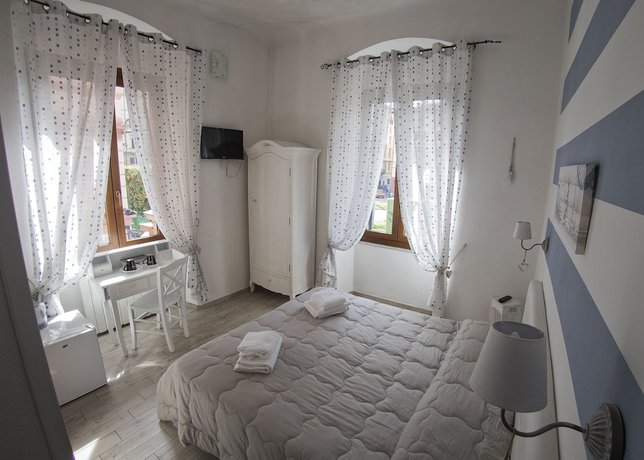 Imagen de la habitación del Hotel Affittacamere Lunamar. Foto 19