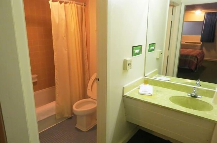 Imagen de la habitación del Hotel Affordable. Foto 15