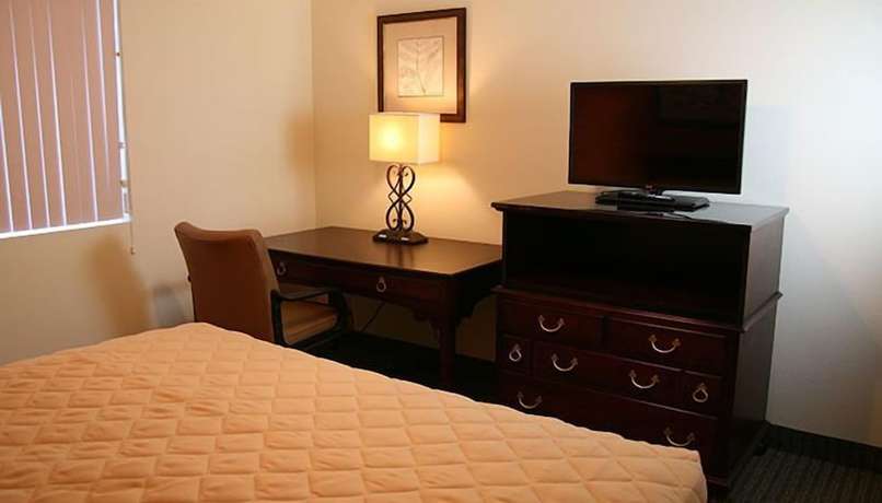 Imagen de la habitación del Hotel Affordable Suites Fayetteville. Foto 16