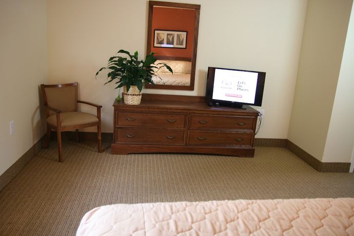 Imagen de la habitación del Hotel Affordable Suites Fredericksburg. Foto 7