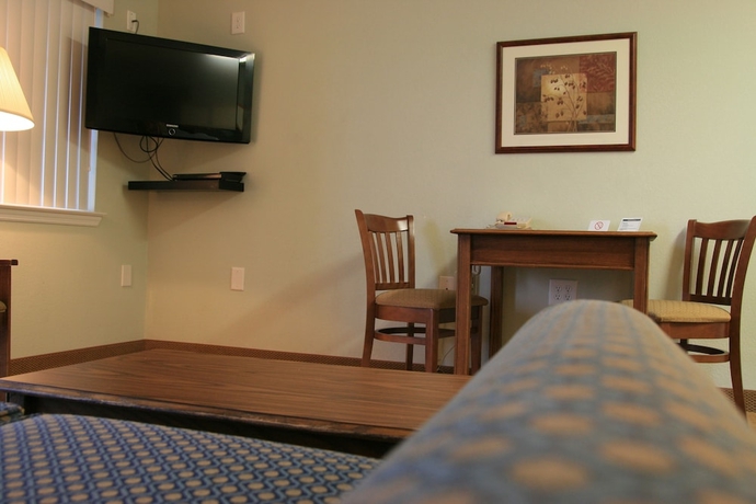 Imagen de la habitación del Hotel Affordable Suites Of America. Foto 15