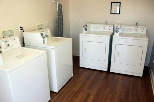 Imagen de la habitación del Hotel Affordable Suites Wilson. Foto 11