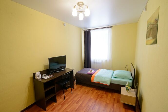 Imagen de la habitación del Hotel Afiny. Foto 12